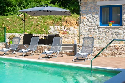 Ferienhaus CAPREE mit Pool
