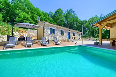 Ferienhaus CAPREE mit Pool
