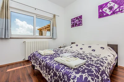 Ferienwohnung SEA VIEW mit Pool, Meerblick, Garten und Grill 400m vom Strand