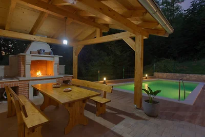 Ferienhaus CAPREE mit Pool
