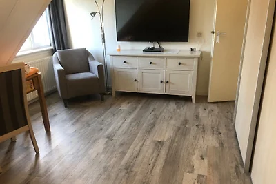 3. SZ mit grossem TV 3. SZ mit grossem TV