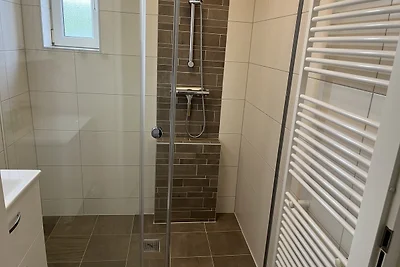 Ebenerdige Dusche ca 170 x 80 cm im EG Ebenerdige Dusche ca 170 x 80 cm im EG