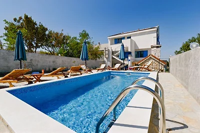 Villa Ana APP NO2 BEHEIZTER POOL
