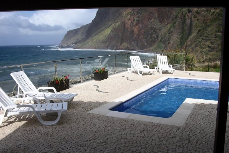 Pool Terrace shared with Villa Atlantica and Casa das Pedras