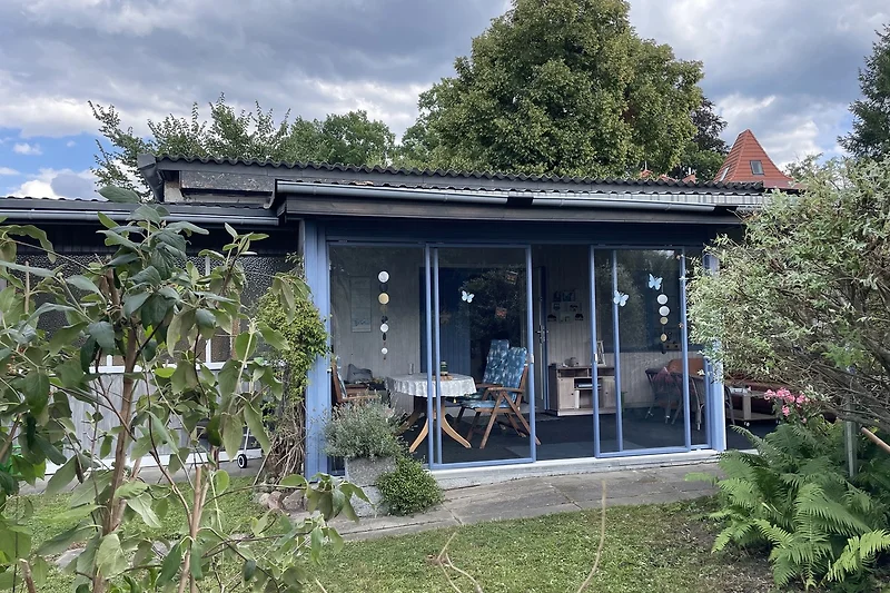 Casa con giardino e terrazza