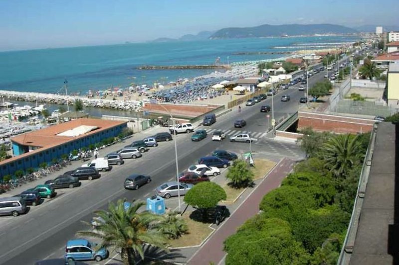 Marina di Massa: die Küstenstraße
