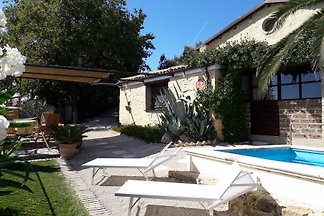 Casa Del Leone Rosso