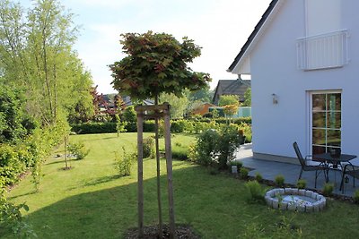  FH Ostseelicht, Garten, Parkplatz 