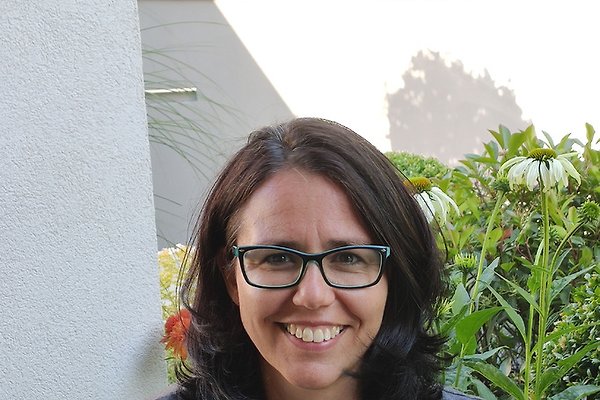 Frau C. Havris Frau C. Havris