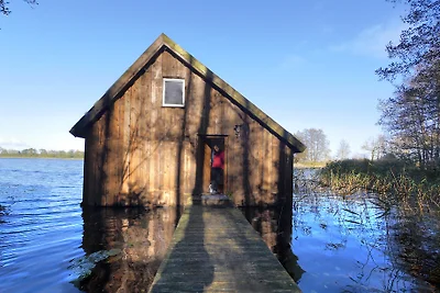 Bootshaus Ferienhaus auf dem See