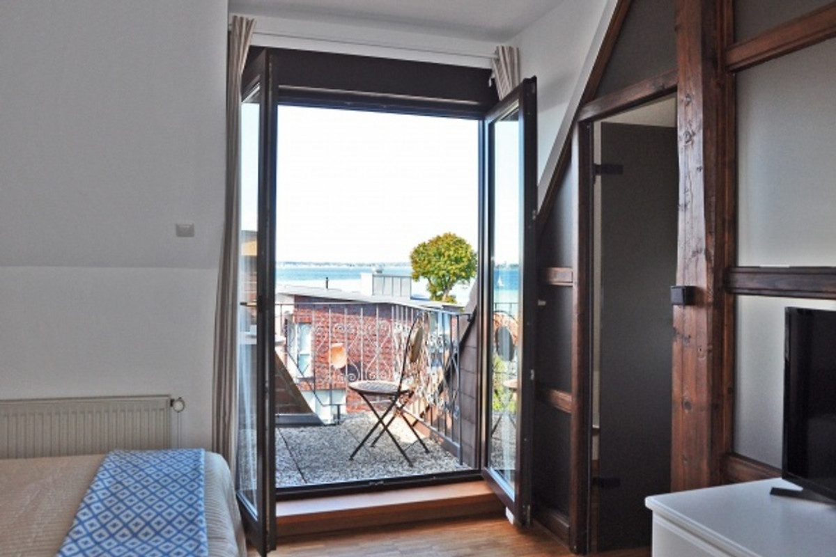 modernes appartement traumblick, traumblick - ferienwohnung in laboe mieten, Design ideen