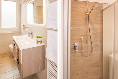 Zentrum - Naher Strand - Spa Pool