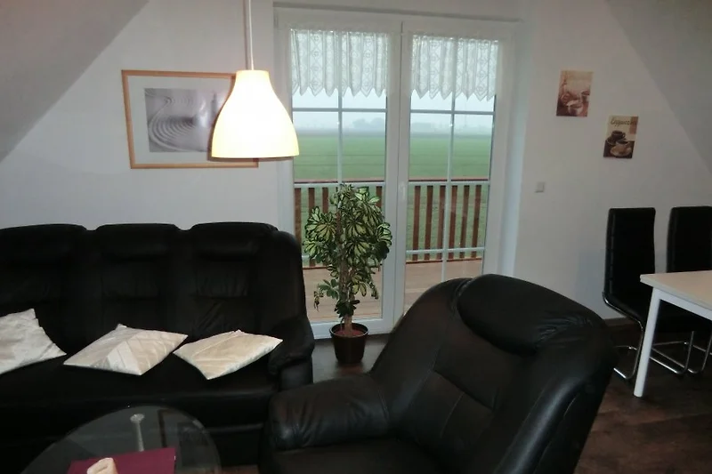 Wohnküche mit Balkon