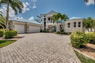 Villa Plantation