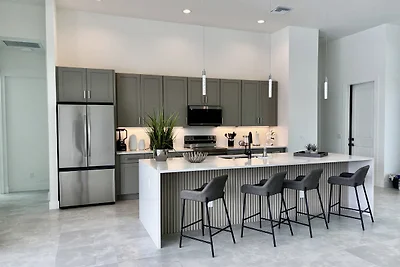 Villa Elements
