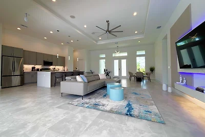 Villa Elements
