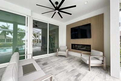 Villa Elements