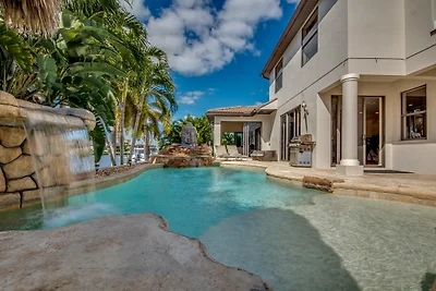 Villa Dolphin's Surf