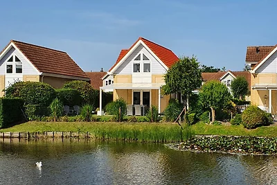 lungomare Holiday Villa Zeeduin