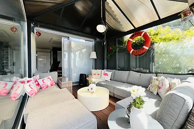 Exklusives *Haus am See* mit Boot