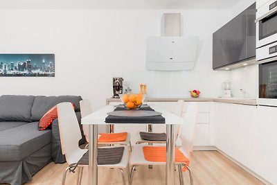 Grace Apartment  z basenem