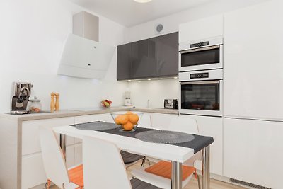 Grace Apartment  z basenem