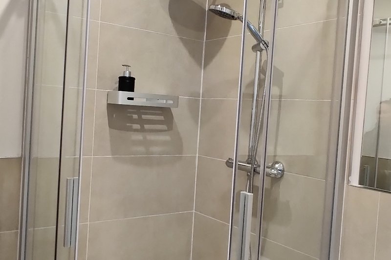 Dusche ohne WC