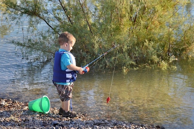Plezier in het vissen voor kleine mensen
