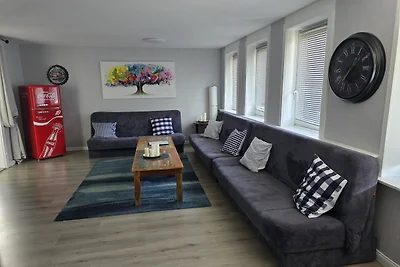Große Ferienwohnung für 14 Pers.