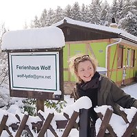 Frau L. Wolf Frau L. Wolf
