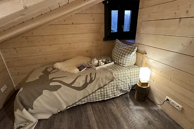 Berg-"Hütte" mit  Sauna, Kamin ..