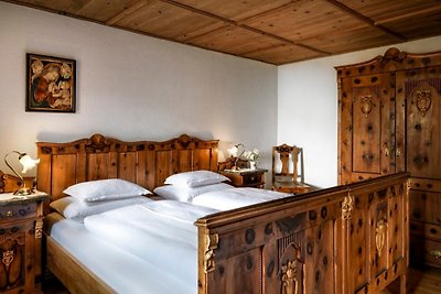 * Holiday farmhouse