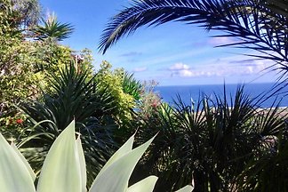 Casa Blanca mit Meerblick