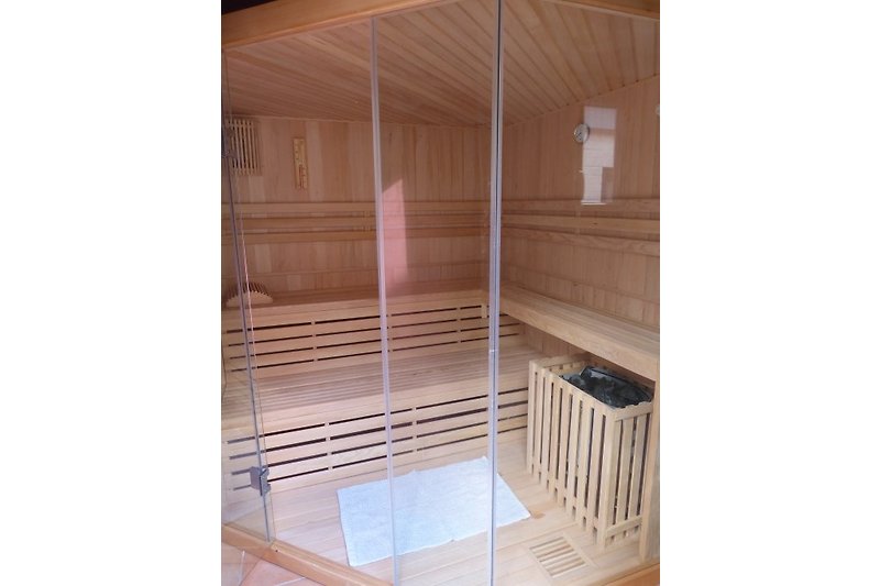 die Sauna im Nebengebäude