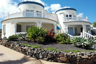 ROYAL VILLA - A -