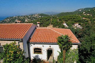 Casa Alguer 20 (untere Wohnung)