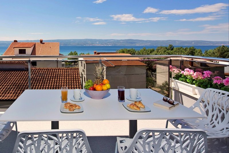 The Seasons Residence Apartments in Omis-Pisak - Firma Active Holidays