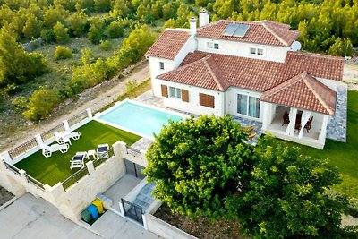 Villa Whitestone