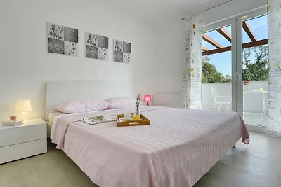 Villa  Rosemary,Pool, 3 km vom Meer