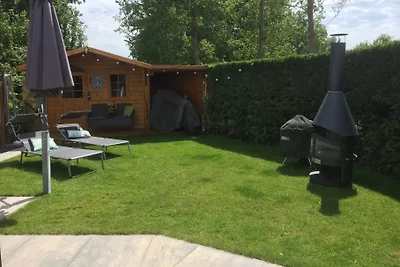 Ferienhaus Alina mit Sommergarten