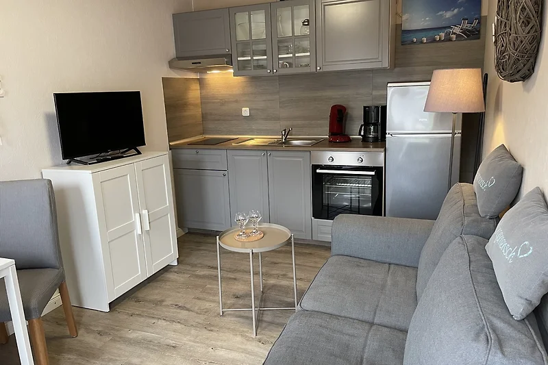 Wohnraum mit Küchenzeile