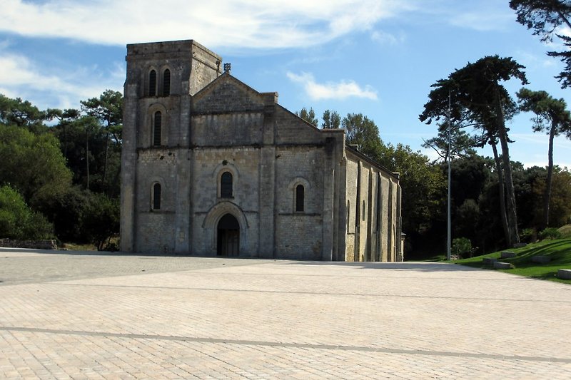 Basilica Notre Dame de la fin des Terres