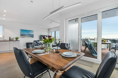 Dock 76 Bridge - Penthouse