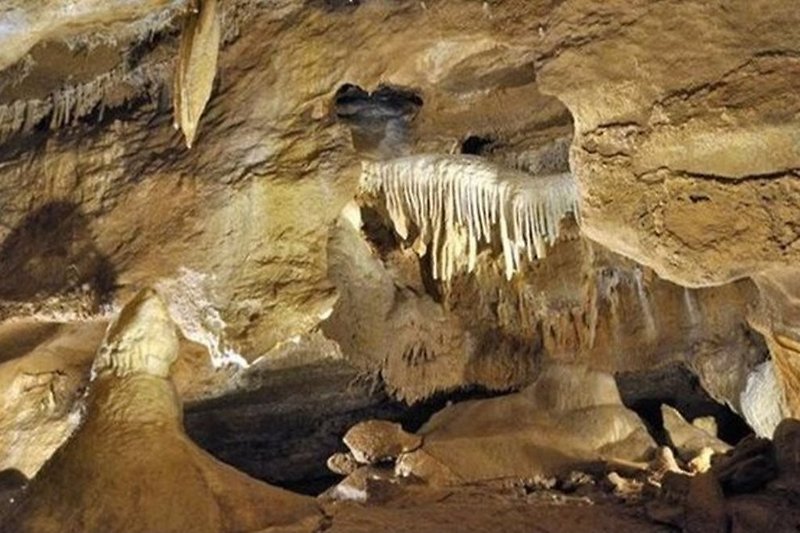 Koneprusy caves