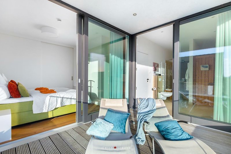 Miramar - Balkon verbindet Schlafzimmer und Wellnessbad