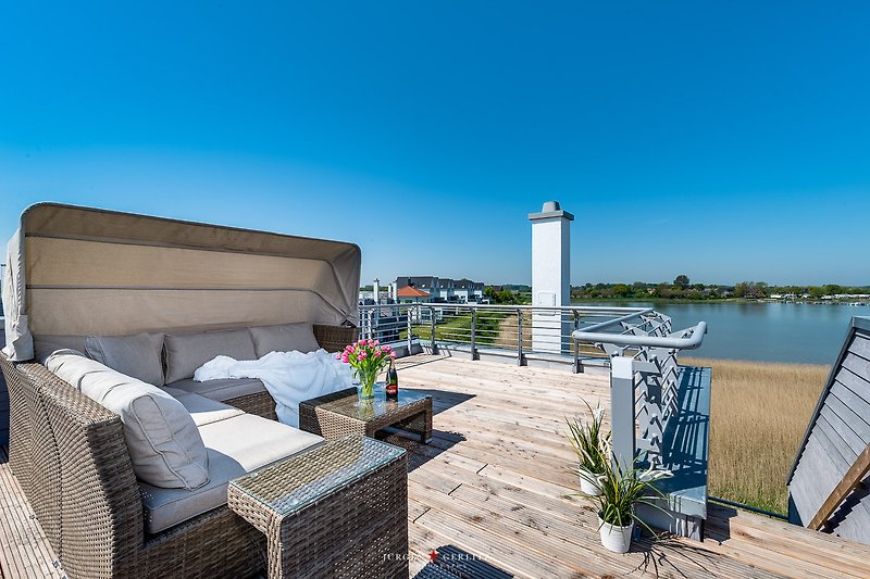 Backbord - Dachterrasse mit Panoramablick