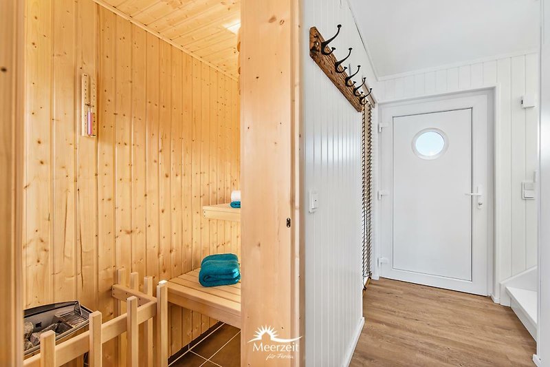 Treibholz - Sauna im Erdgeschoss