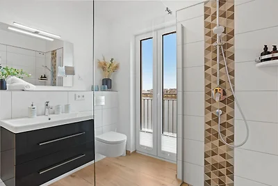Sea Apartment Mojo