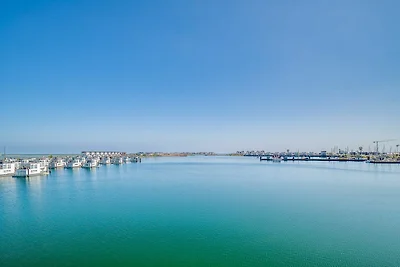 Sea Apartment Mojo