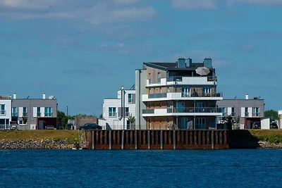 Sea Apartment Mojo